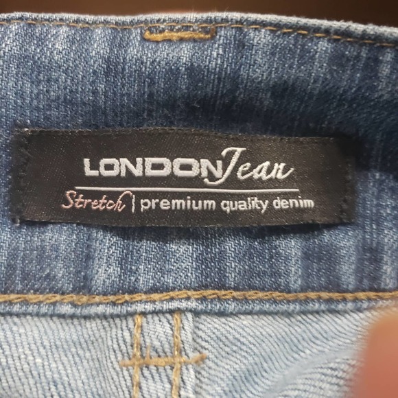 Victoria's Secret London Jeans - Picture 8 of 14